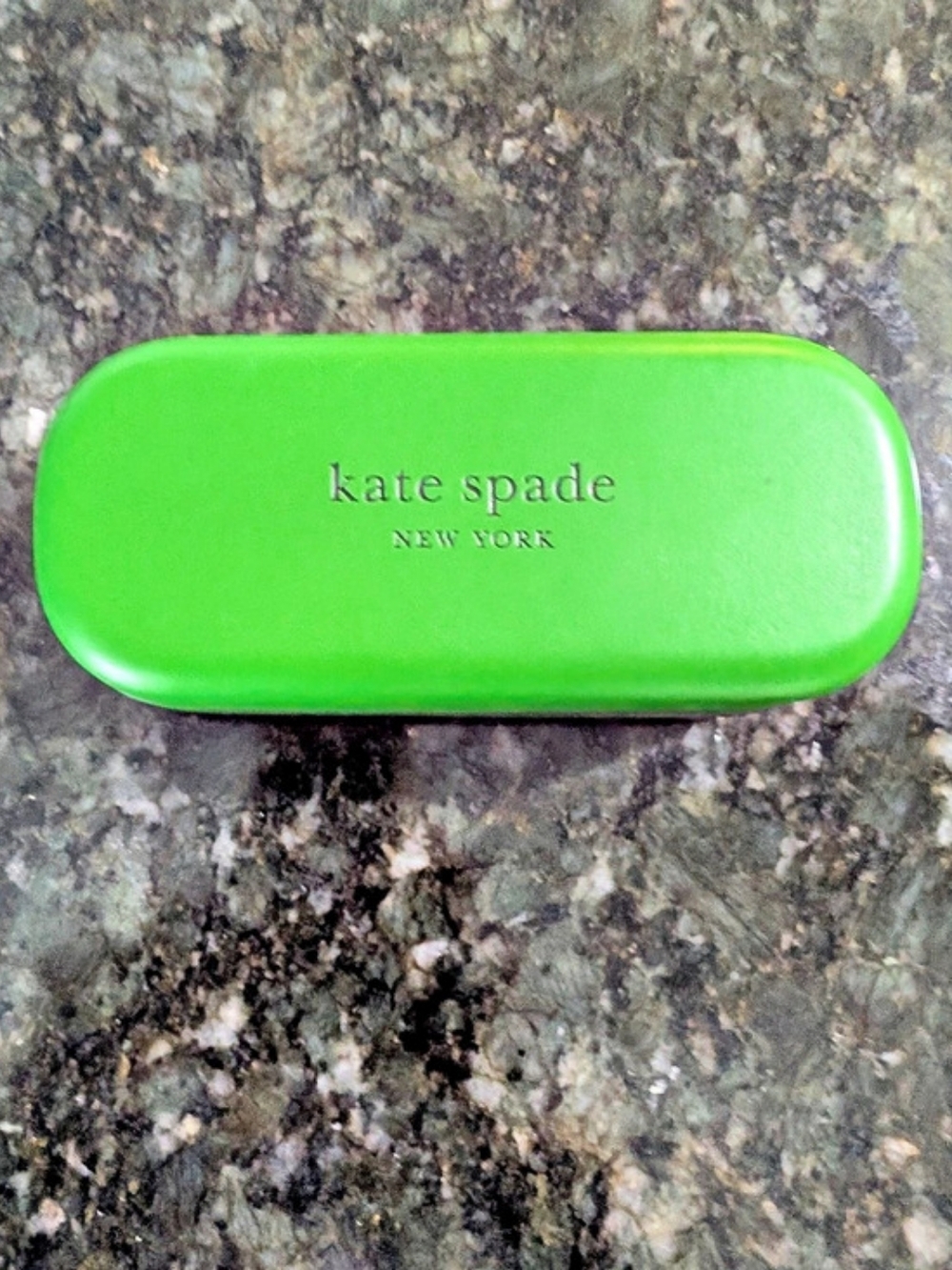 kate spade new york Hello Sunshine Hard Shell Eyeglass Case with Cleaning Cloth
